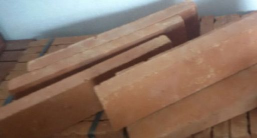 Produk batu bata tempel dan batu bata ekspos