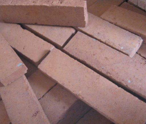 Produk batu bata tempel dan batu bata ekspos
