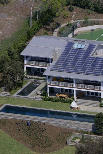 Owen Wilson's place in Malibu 2007