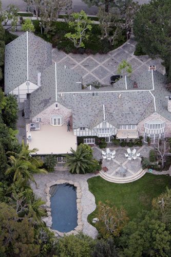 Tom Cruise's Beverly Hills residence 2005