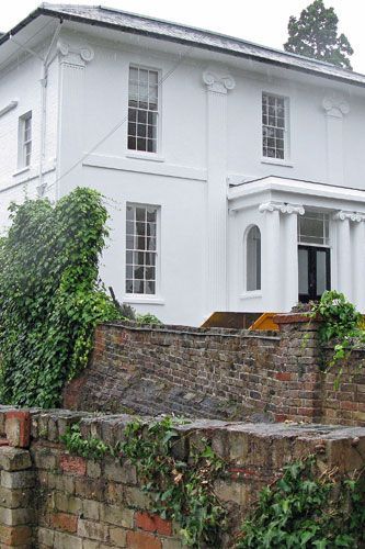 Zara Phillps and Mike Tindall's £800,000 home in Gloucestershire 2009