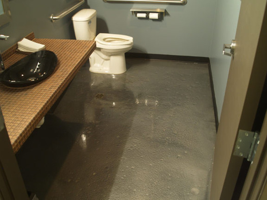 Kontraktor Pelapisan Epoxy Coating Proyek Lantai Gedung - Epoxy Coated Floor modern bathroom 2