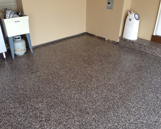 Kontraktor Pelapisan Epoxy Coating Proyek Lantai Gedung - Epoxy Coated Floor traditional garage 2