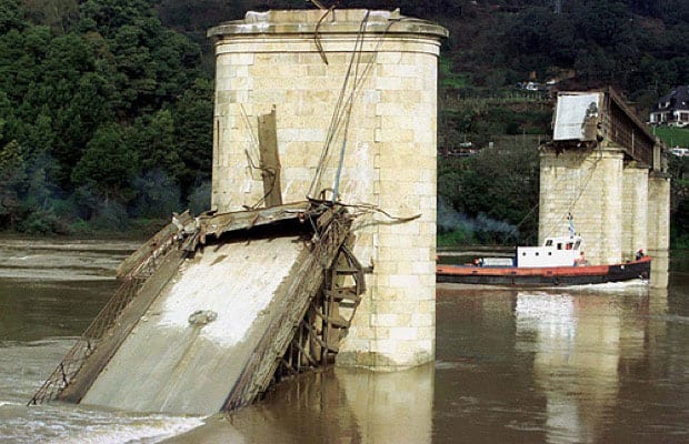 Contoh Terburuk Konstruksi Arsitektur yang Gagal