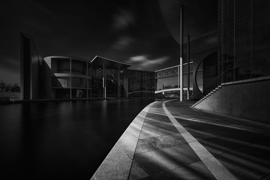 Fotografi Arsitektur Keren oleh Tobias Gawrish dari Jerman