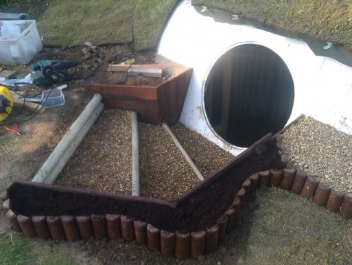 Several steps and Pics about How to Make Your Own Hobbit House