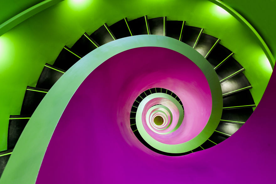 Amazing Spiral Staircase from Classic and Modern