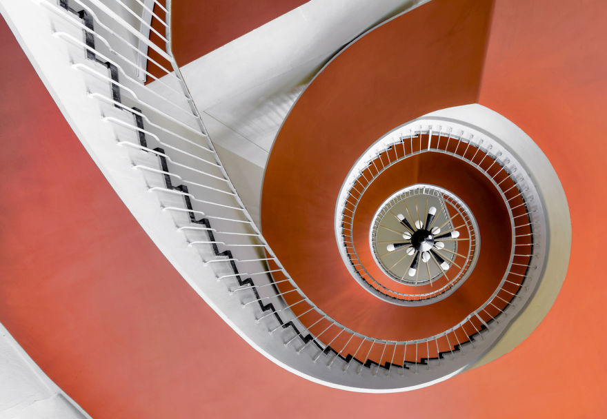 Amazing Spiral Staircase from Classic and Modern