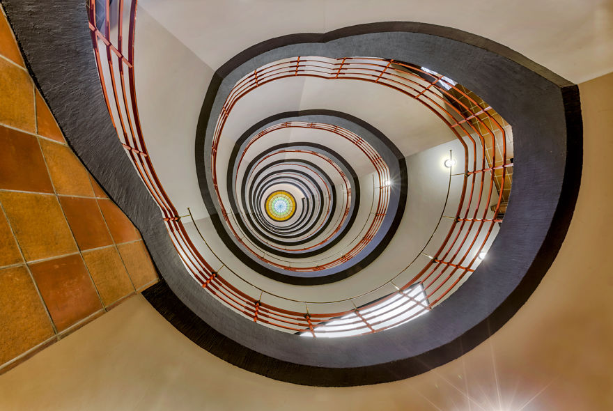 Amazing Spiral Staircase from Classic and Modern