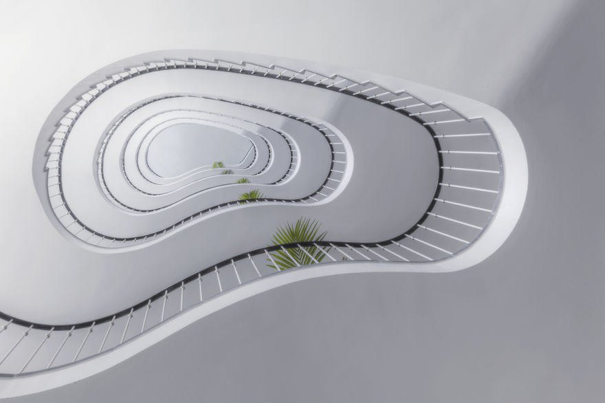 Amazing Spiral Staircase from Classic and Modern