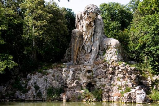 Beauties of Giant 16th Century Colossus Sculpture in Italy