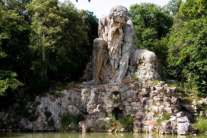 Beauties of Giant 16th Century Colossus Sculpture in Italy