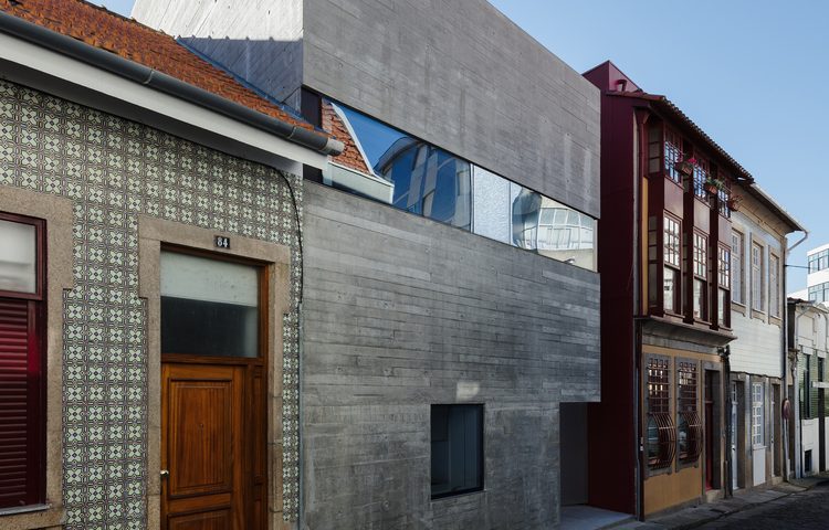 Amazing details using concrete in buildings