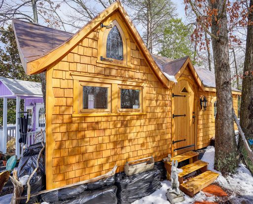 Astonishing Pictures of Houses That Smaller Than Bedroom