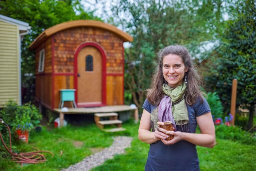 Astonishing Pictures of Houses That Smaller Than Bedroom