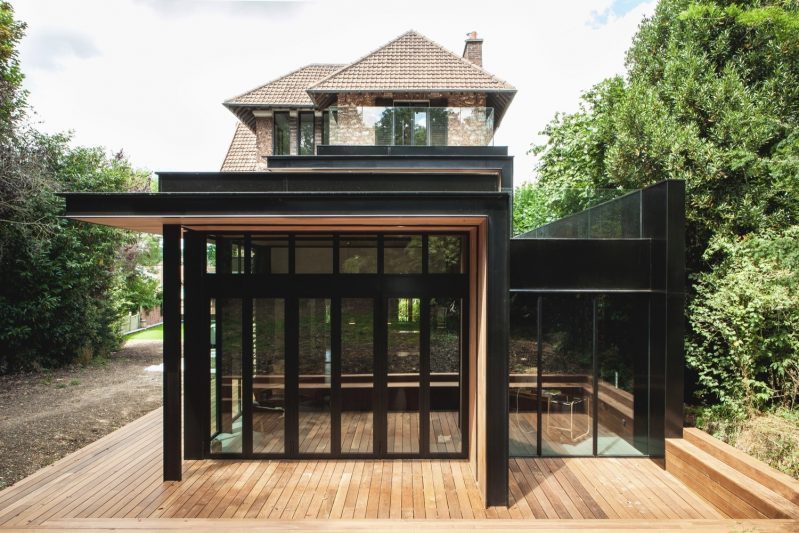 Residential Projects with Metal Facades and Structures