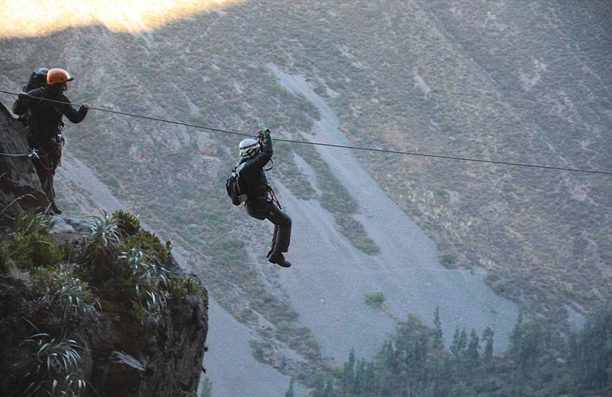 400-feet Sleeping Capsules over Peru’s Sacred Valley