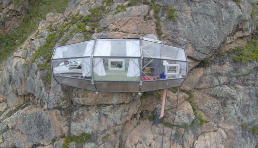 400-feet Sleeping Capsules over Peru’s Sacred Valley