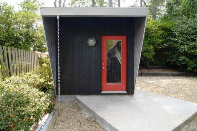 Studio Workspaces in the Backyard