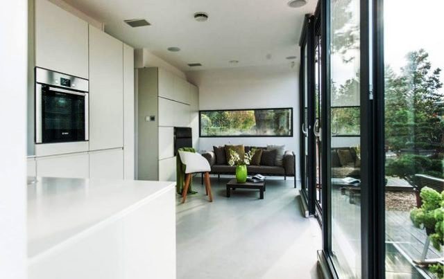 Studio Workspaces in the Backyard