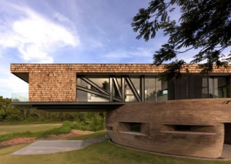 Buildings that Defy the Gravity