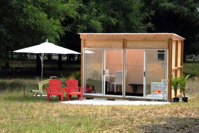 Studio Workspaces in the Backyard