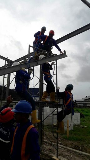 Keunggulan Besi Baja untuk Bahan Material Konstruksi