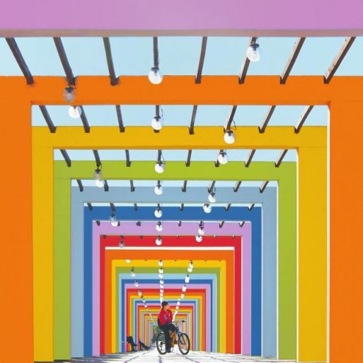 Kota Modern Istanbul dalam Spektrum Warna Warni