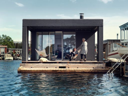 Penginapan Terapung dengan Arsitektur Modern