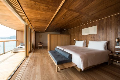 Penginapan Terapung dengan Arsitektur Modern
