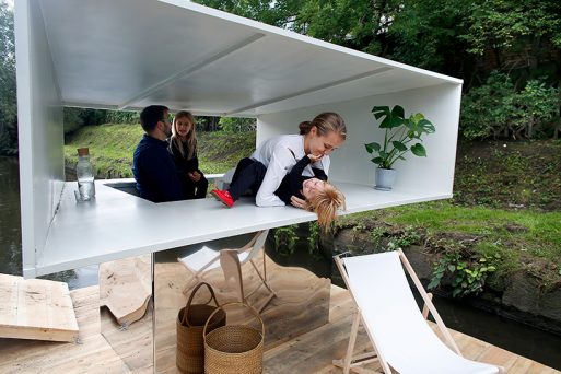 Penginapan Terapung dengan Arsitektur Modern