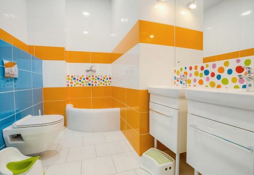 Interior Kamar Mandi Dengan Warna Elegan yang Ngetren