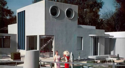 Arsitektur Modern dikritik melalui film bioskop