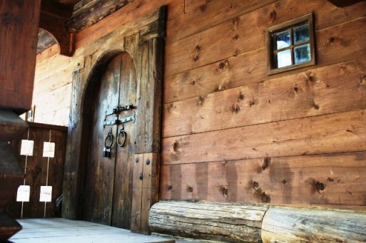 Renovasi Rumah Kayu