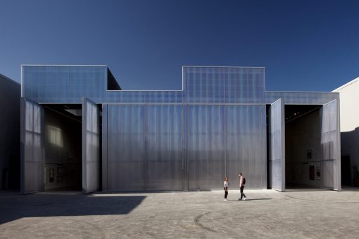 proyek arsitektur landmark oleh OMA