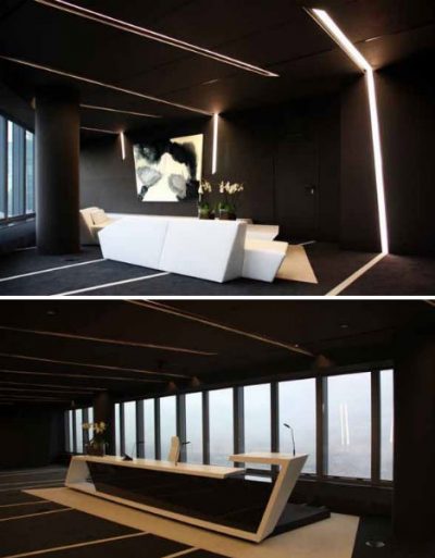 Interior Gelap yang Dramatis