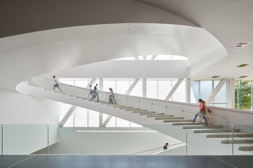 proyek arsitektur landmark oleh OMA