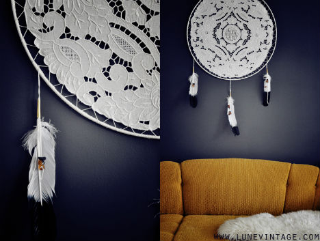 Interior Gelap yang Dramatis