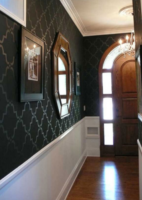 Interior Gelap yang Dramatis