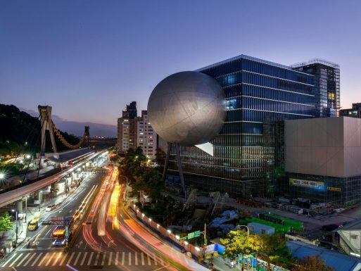 proyek arsitektur landmark oleh OMA